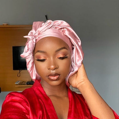 Bonnet en satin - Mysolaya